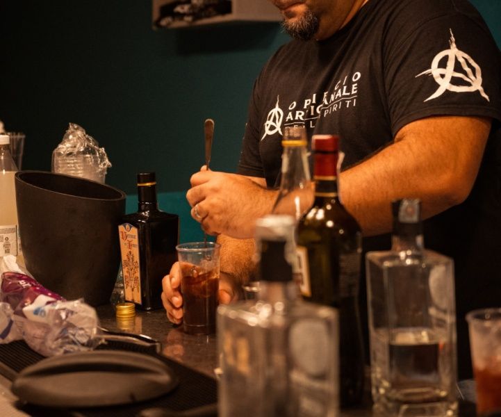 Aperitivo Giamaicano con Finger Food & Reggae Vibes all’Opificio Artigianale degli Spiriti
